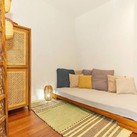 Апартаменты Exotica - En Plein Coeur De St Gilles Les Bains Сен-Жиль-ле-Бэн Экстерьер фото