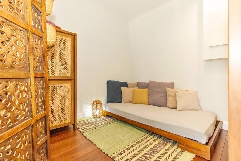 Апартаменты Exotica - En Plein Coeur De St Gilles Les Bains Сен-Жиль-ле-Бэн Экстерьер фото